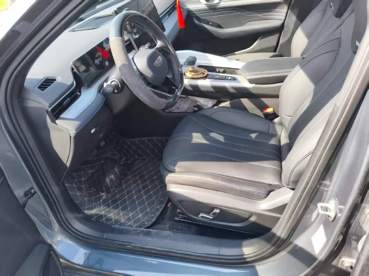 2025 Geely Preface 1.5T 181HP L4 7DCT,autocango,china used car exporter,china ev exporter,chinese used car exporter,chinese used ev exporter