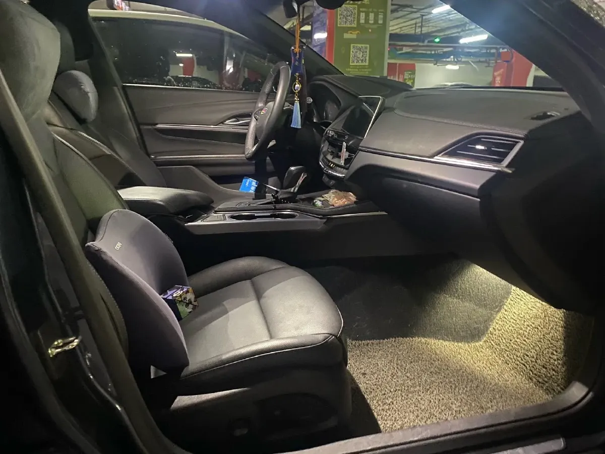 2021 Cadillac CT4 2.0T 237HP L4 8AT,autocango,china used car exporter,china ev exporter,chinese used car exporter,chinese used ev exporter