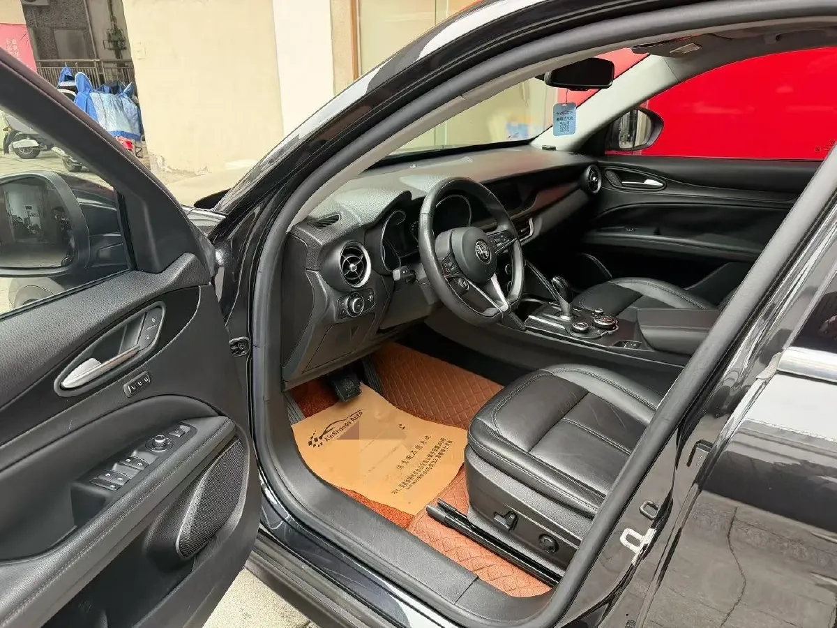 2017 Lexus NX 2.0T 238HP L4 6AT,autocango,china used car exporter,china ev exporter,chinese used car exporter,chinese used ev exporter