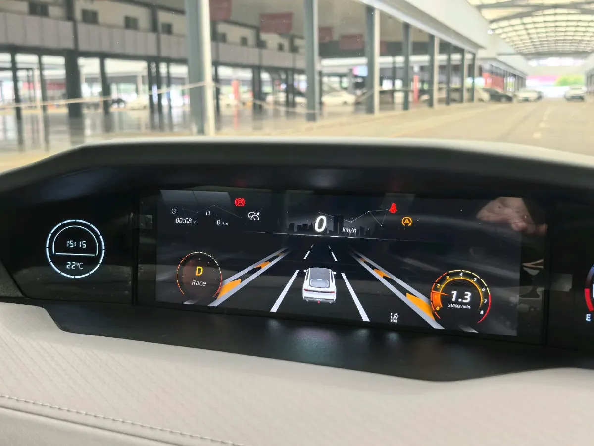 2022 ChangAn UNI-V 1.5T 188HP L4 7DCT,autocango,china used car exporter,china ev exporter,chinese used car exporter,chinese used ev exporter