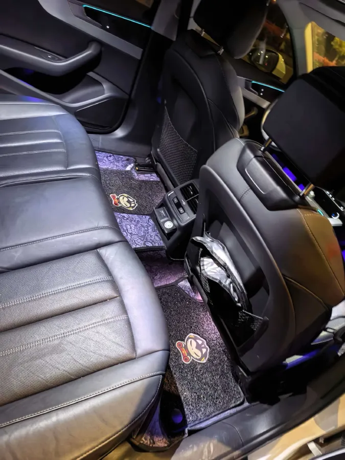 2020 Audi A4L 2.0T 190HP L4 7DCT,autocango,china used car exporter,china ev exporter,chinese used car exporter,chinese used ev exporter