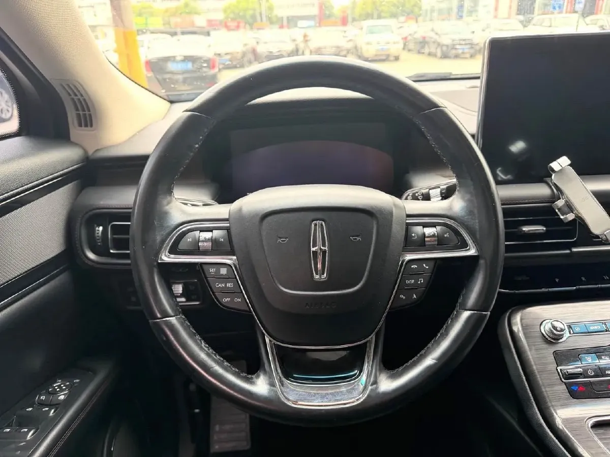 2021 Lincoln Nautilus 2.0T 245HP L4 8AT,autocango,china used car exporter,china ev exporter,chinese used car exporter,chinese used ev exporter