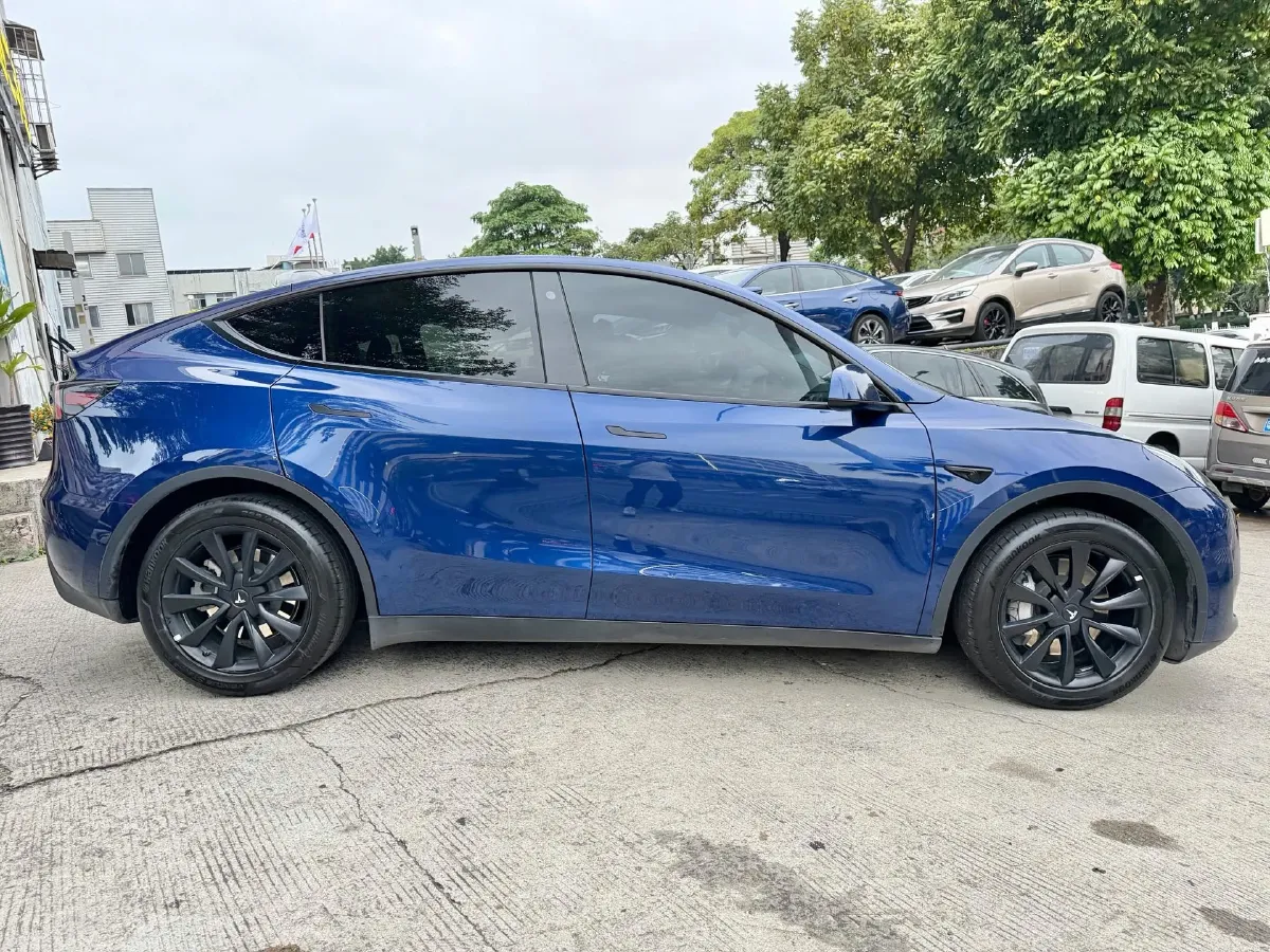 2022 Tesla Model Y BEV 60KWH,autocango,china used car exporter,china ev exporter,chinese used car exporter,chinese used ev exporter