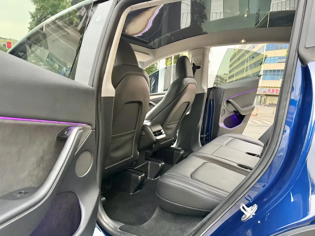 2022 Tesla Model Y BEV 60KWH,autocango,china used car exporter,china ev exporter,chinese used car exporter,chinese used ev exporter