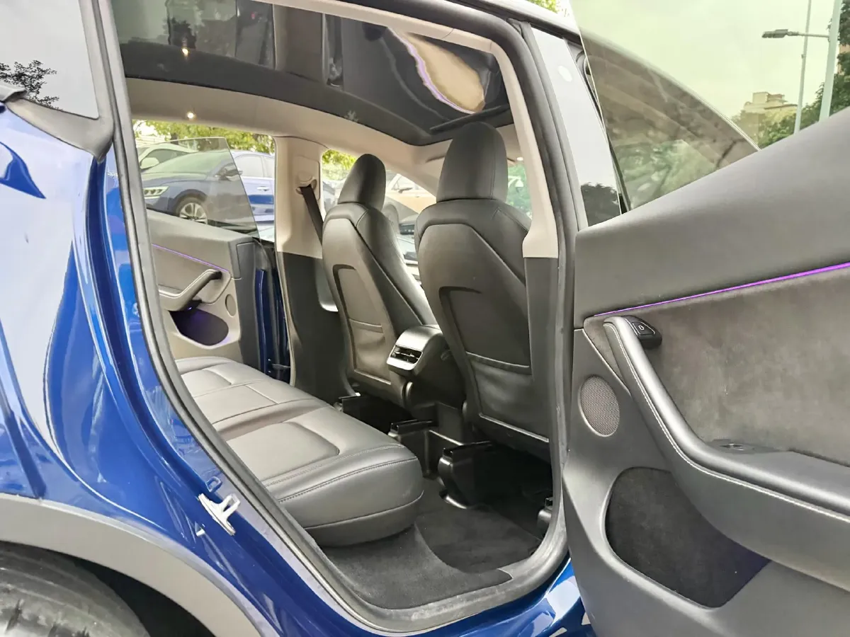 2022 Tesla Model Y BEV 60KWH,autocango,china used car exporter,china ev exporter,chinese used car exporter,chinese used ev exporter