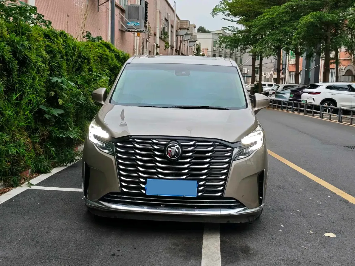 2023 Buick GL8 2.0T 237HP L4 9AT,autocango,china used car exporter,china ev exporter,chinese used car exporter,chinese used ev exporter