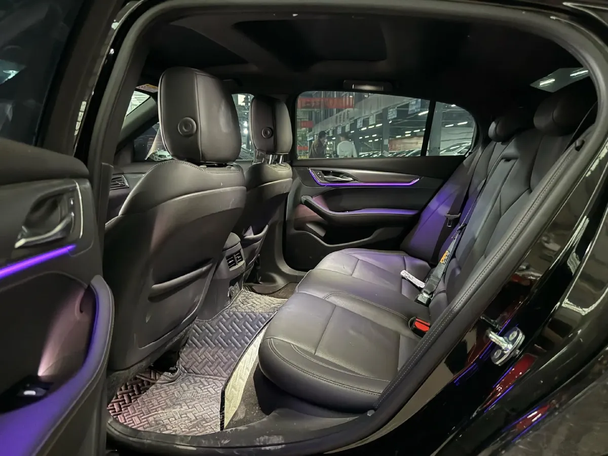 2024 Cadillac CT5 2.0T 237HP L4 10AT,autocango,china used car exporter,china ev exporter,chinese used car exporter,chinese used ev exporter