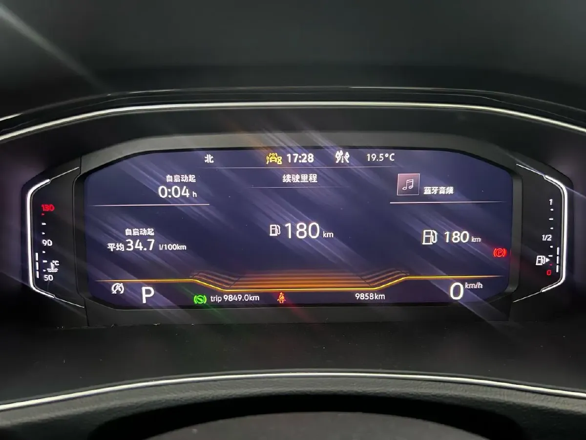 2022 Volkswagen T-Roc 1.4T 150HP L4 7DCT,autocango,china used car exporter,china ev exporter,chinese used car exporter,chinese used ev exporter