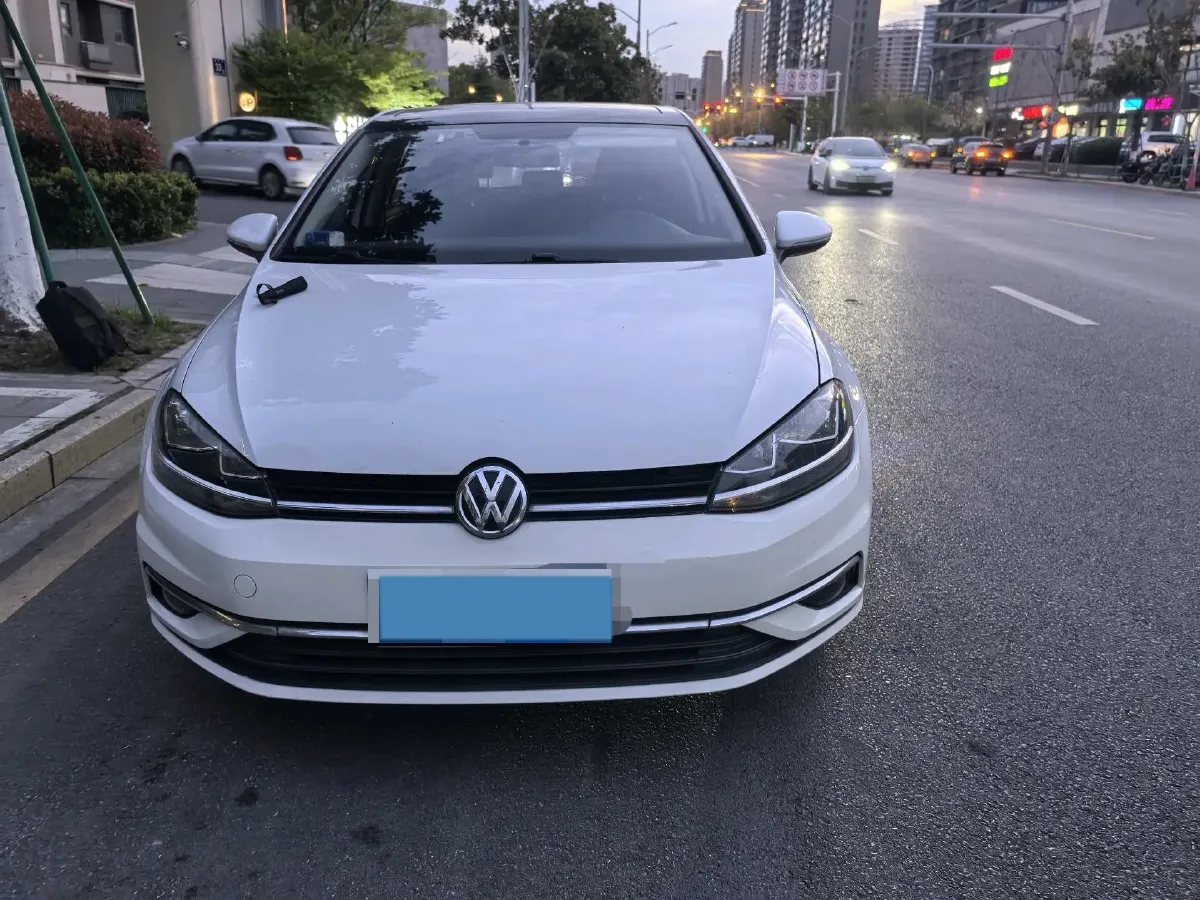 2018 Volkswagen Golf 1.6L 110HP L4 6AT,autocango,china used car exporter,china ev exporter,chinese used car exporter,chinese used ev exporter