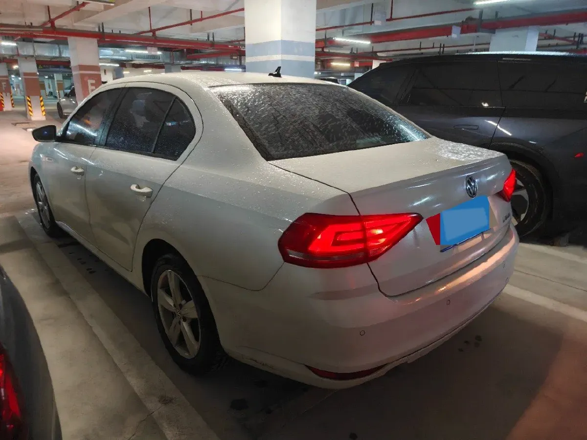 2015 Volkswagen Lavida 1.6L 110HP L4 6AT,autocango,china used car exporter,china ev exporter,chinese used car exporter,chinese used ev exporter