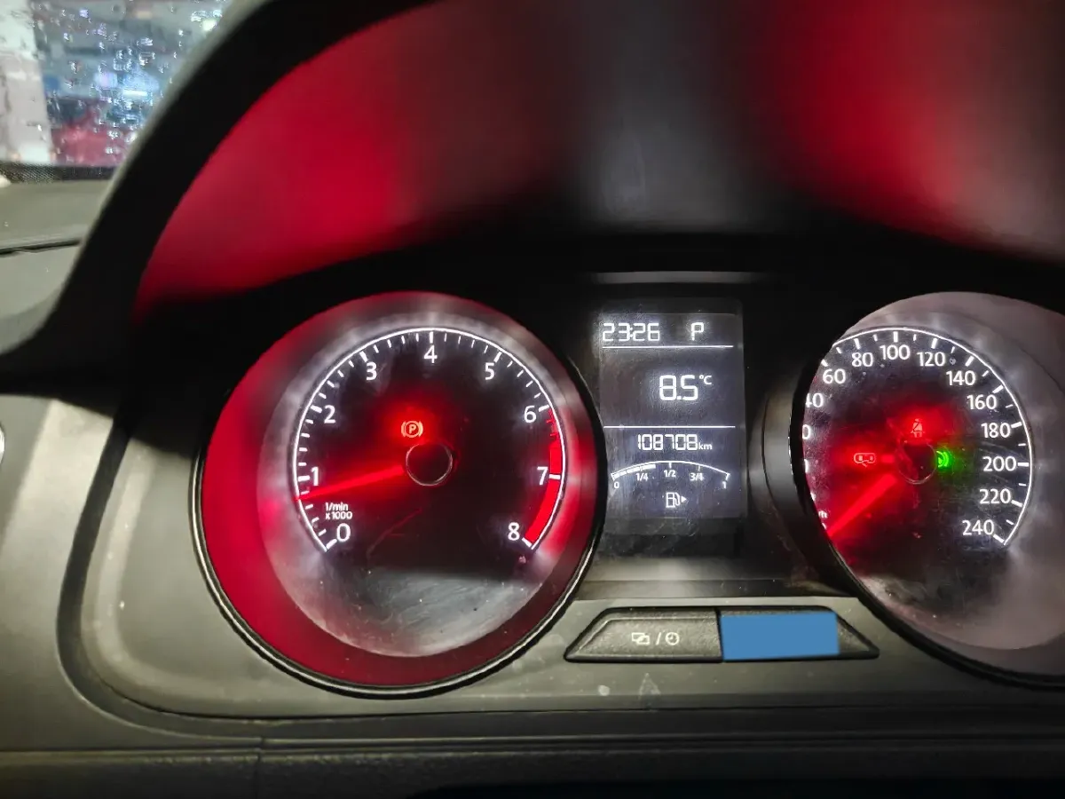 2015 Volkswagen Lavida 1.6L 110HP L4 6AT,autocango,china used car exporter,china ev exporter,chinese used car exporter,chinese used ev exporter