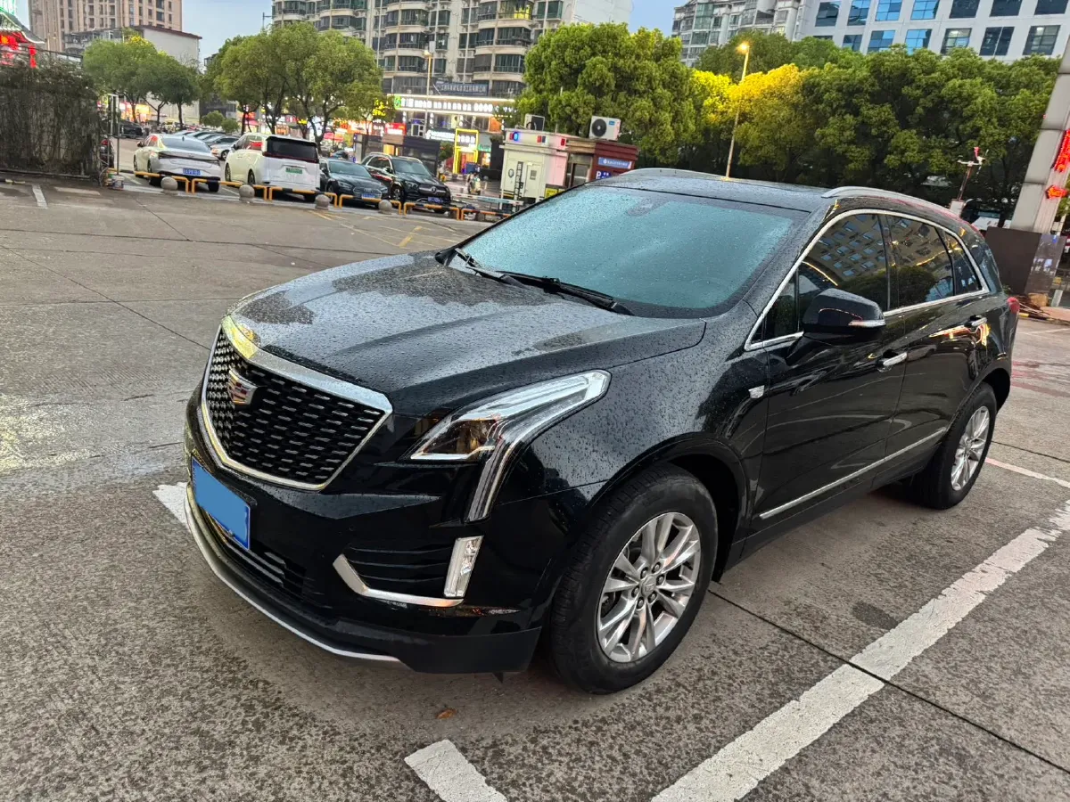 2022 Cadillac XT5 2.0T 237HP L4 9AT,autocango,china used car exporter,china ev exporter,chinese used car exporter,chinese used ev exporter