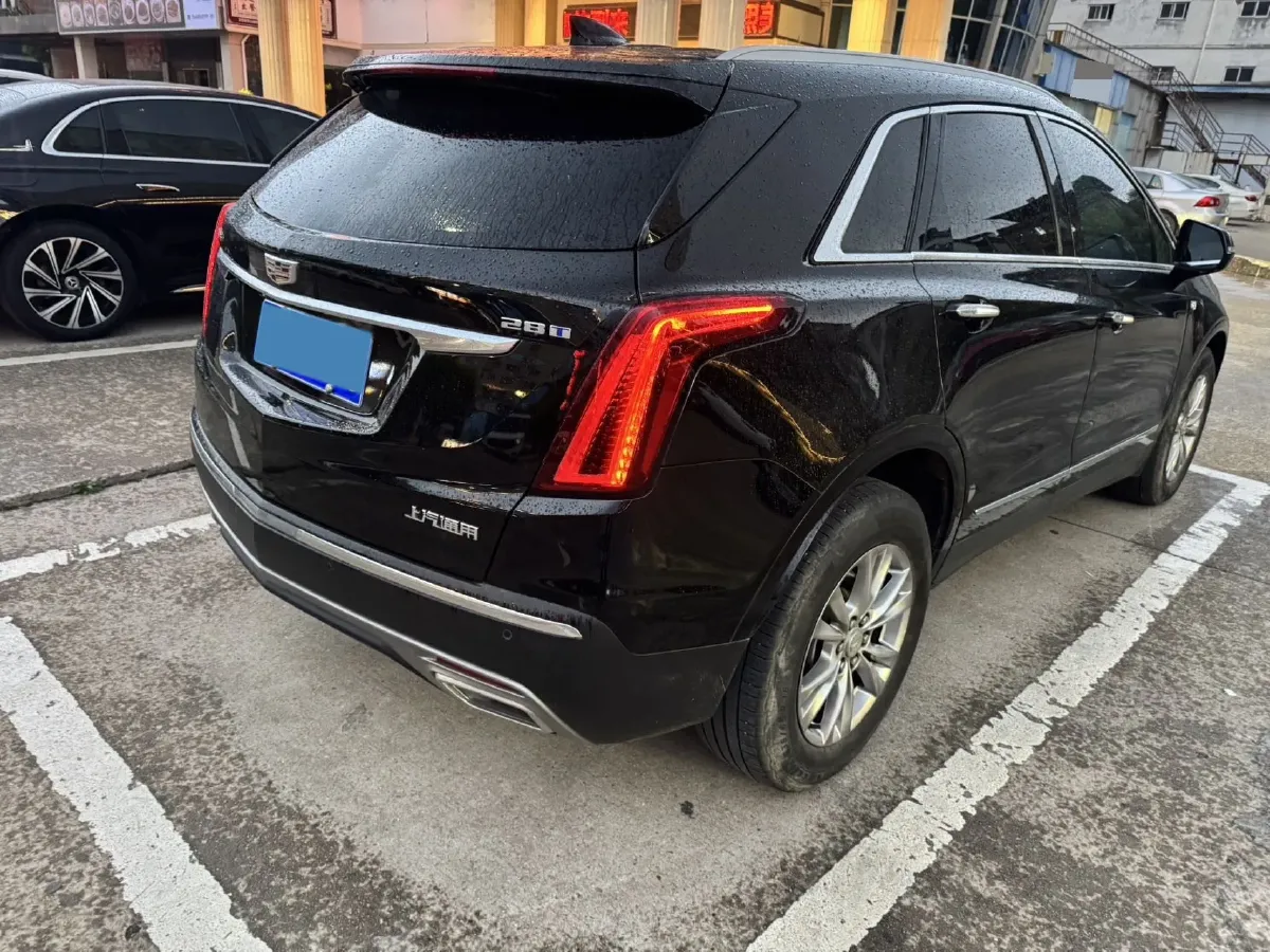 2022 Cadillac XT5 2.0T 237HP L4 9AT,autocango,china used car exporter,china ev exporter,chinese used car exporter,chinese used ev exporter