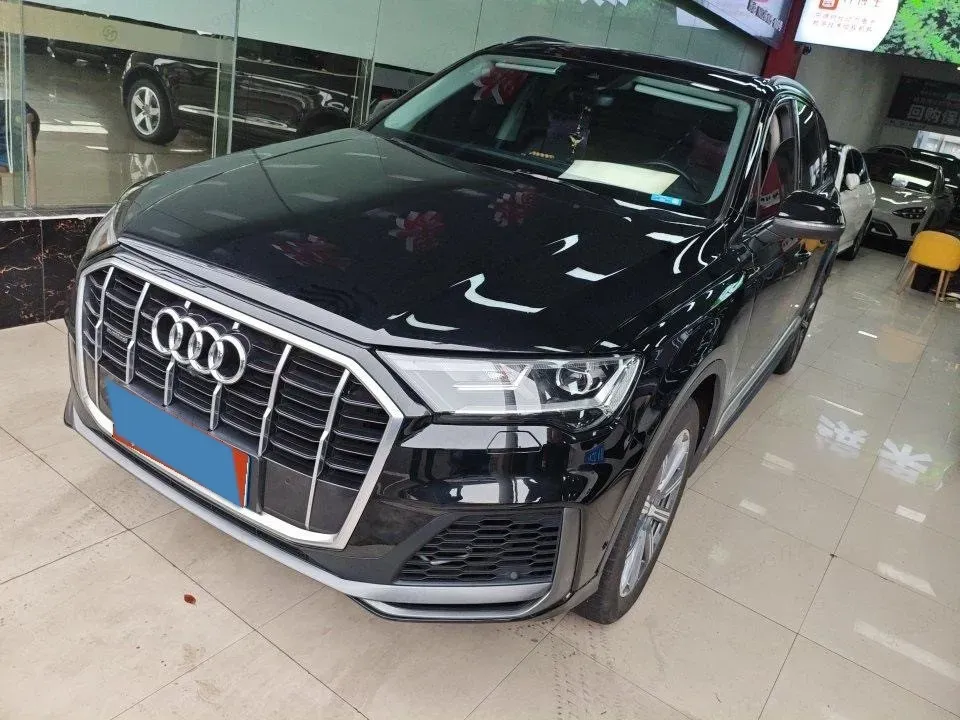 2021 Audi Q7 2.0T 245HP L4 8AT,autocango,china used car exporter,china ev exporter,chinese used car exporter,chinese used ev exporter