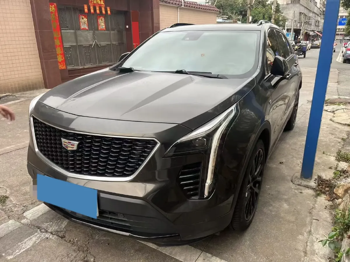 2023 Cadillac XT4 2.0T 237HP L4 9AT,autocango,china used car exporter,china ev exporter,chinese used car exporter,chinese used ev exporter
