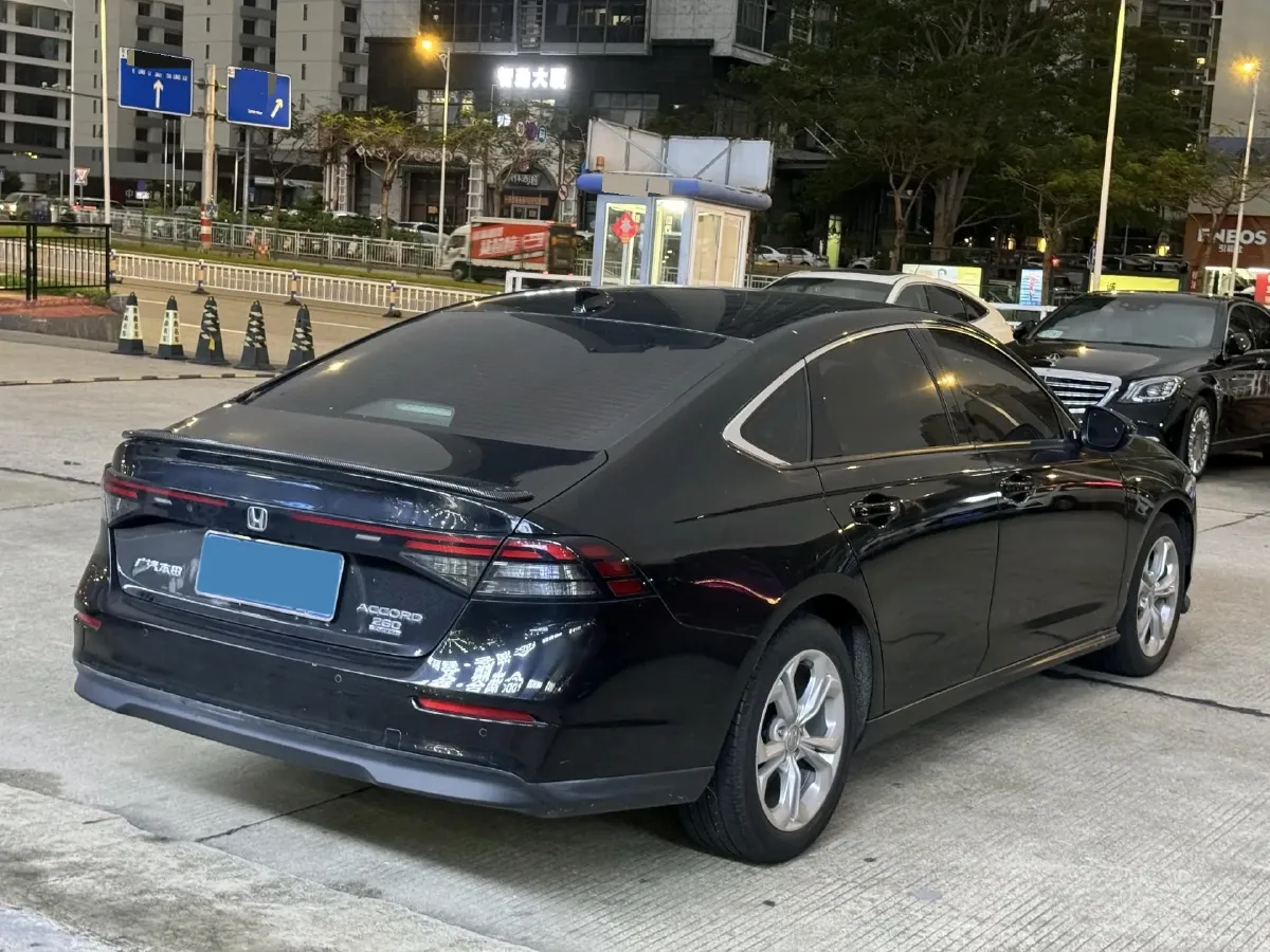 2023 Dongfeng PaLaSuo 2.0T 228HP L4 8AT,autocango,china used car exporter,china ev exporter,chinese used car exporter,chinese used ev exporter