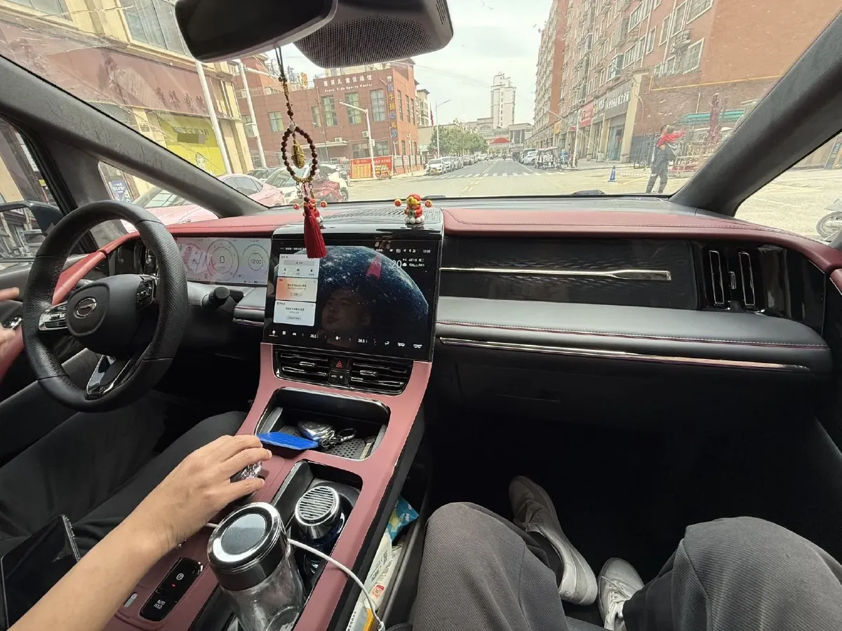 2024 GAC Trumpchi M8 2.0T 252HP L4 8AT,autocango,china used car exporter,china ev exporter,chinese used car exporter,chinese used ev exporter