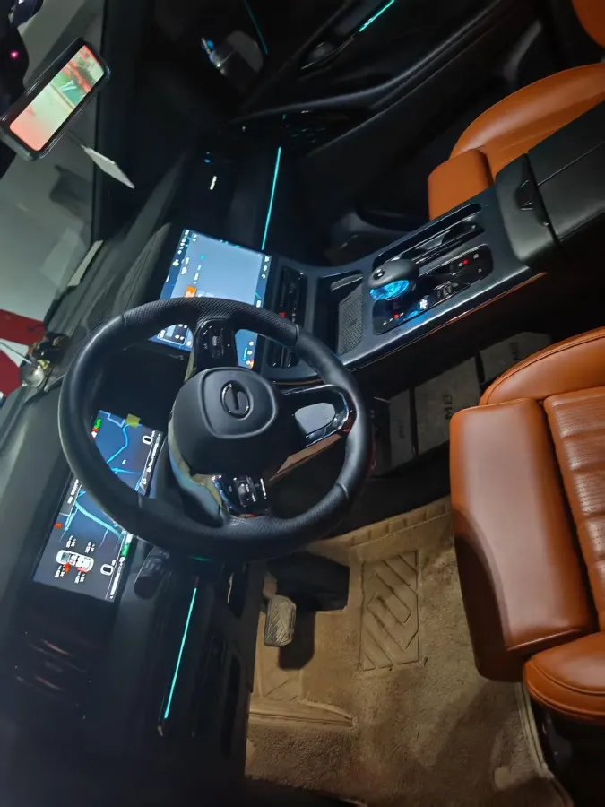 2024 GAC Trumpchi M8 2.0T 190HP L4 E-CVT Hybrid,autocango,china used car exporter,china ev exporter,chinese used car exporter,chinese used ev exporter