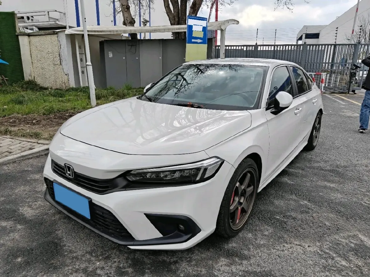 2022 Honda Civic 1.5T 182HP L4 CVT,autocango,china used car exporter,china ev exporter,chinese used car exporter,chinese used ev exporter