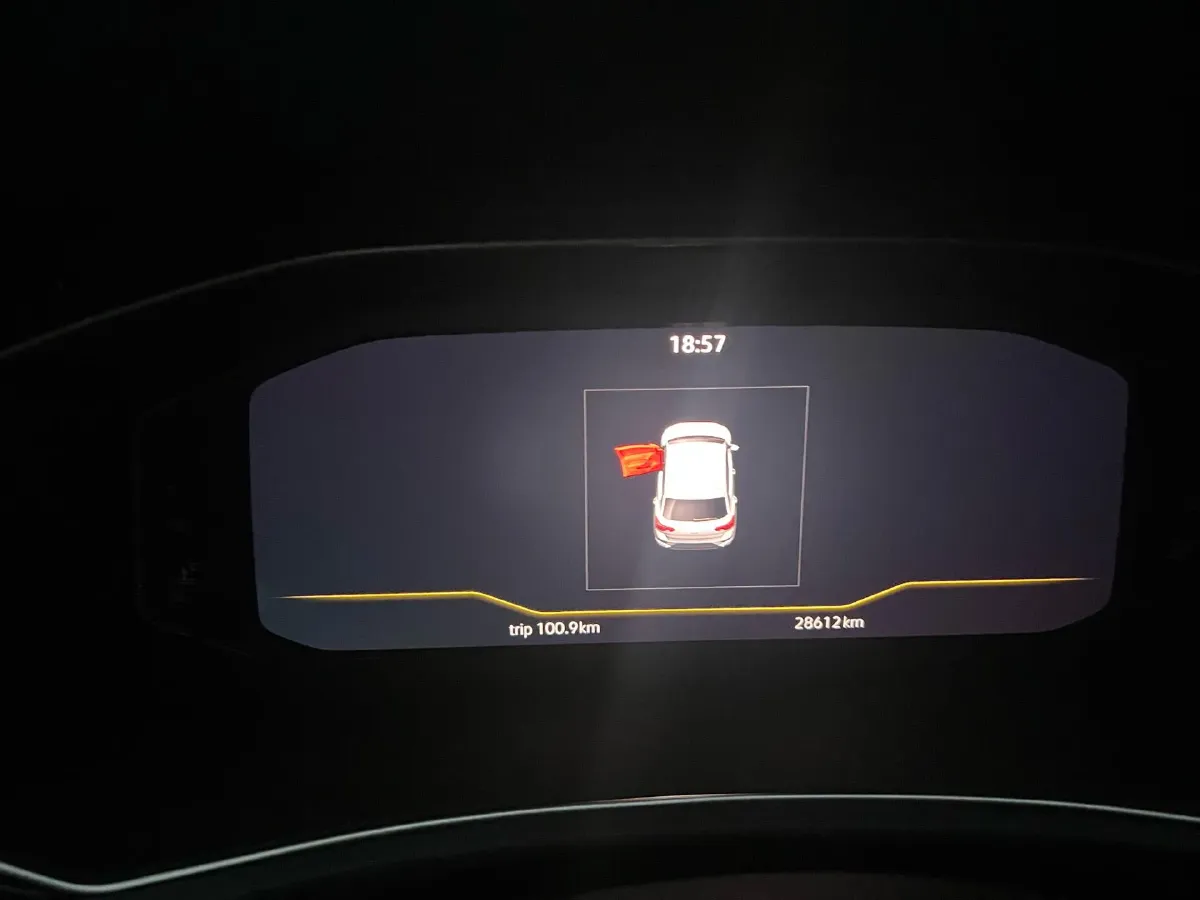 2021 Volkswagen T-Roc 1.4T 150HP L4 7DCT,autocango,china used car exporter,china ev exporter,chinese used car exporter,chinese used ev exporter