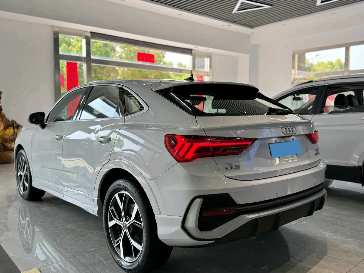 2020 Audi Q3 Sportback 2.0T 186HP L4 7DCT,autocango,china used car exporter,china ev exporter,chinese used car exporter,chinese used ev exporter