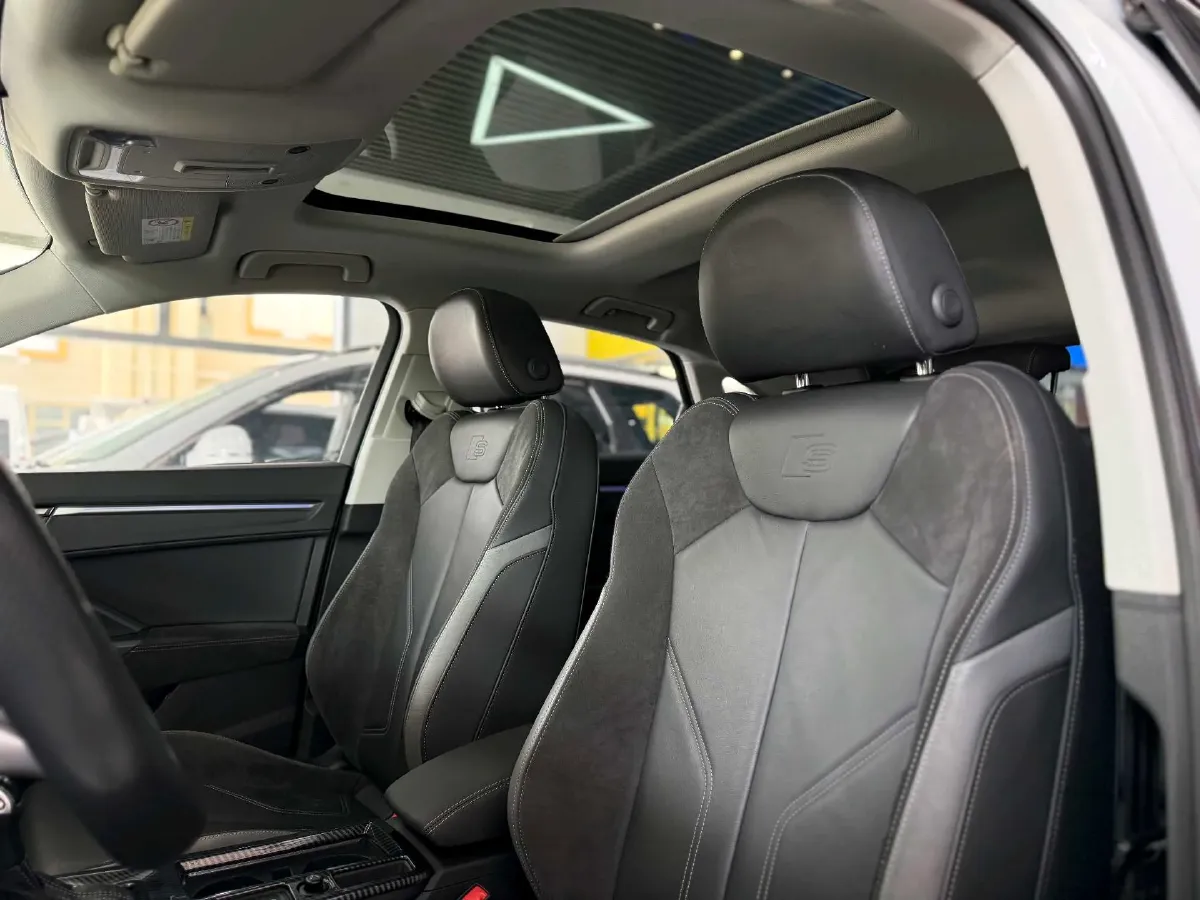 2020 Audi Q3 Sportback 2.0T 186HP L4 7DCT,autocango,china used car exporter,china ev exporter,chinese used car exporter,chinese used ev exporter