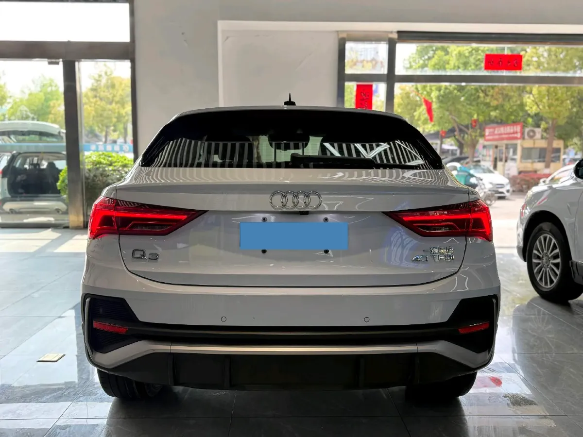 2020 Audi Q3 Sportback 2.0T 186HP L4 7DCT,autocango,china used car exporter,china ev exporter,chinese used car exporter,chinese used ev exporter