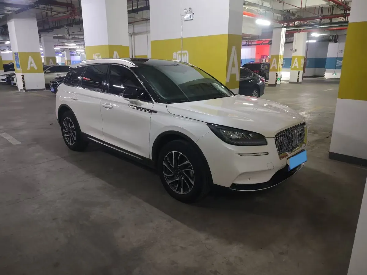 2021 Lincoln Corsair 2.0T 245HP L4 8AT,autocango,china used car exporter,china ev exporter,chinese used car exporter,chinese used ev exporter