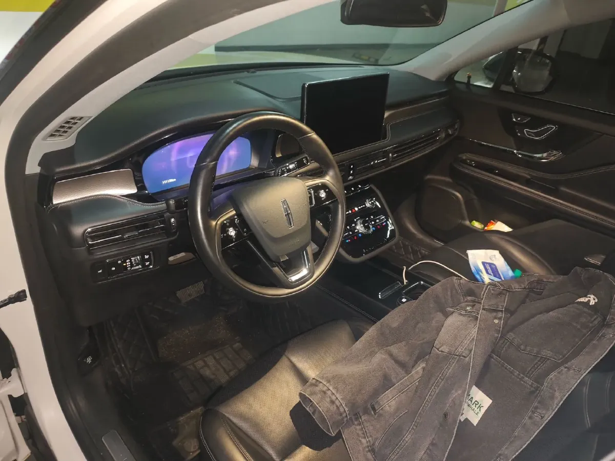 2021 Lincoln Corsair 2.0T 245HP L4 8AT,autocango,china used car exporter,china ev exporter,chinese used car exporter,chinese used ev exporter