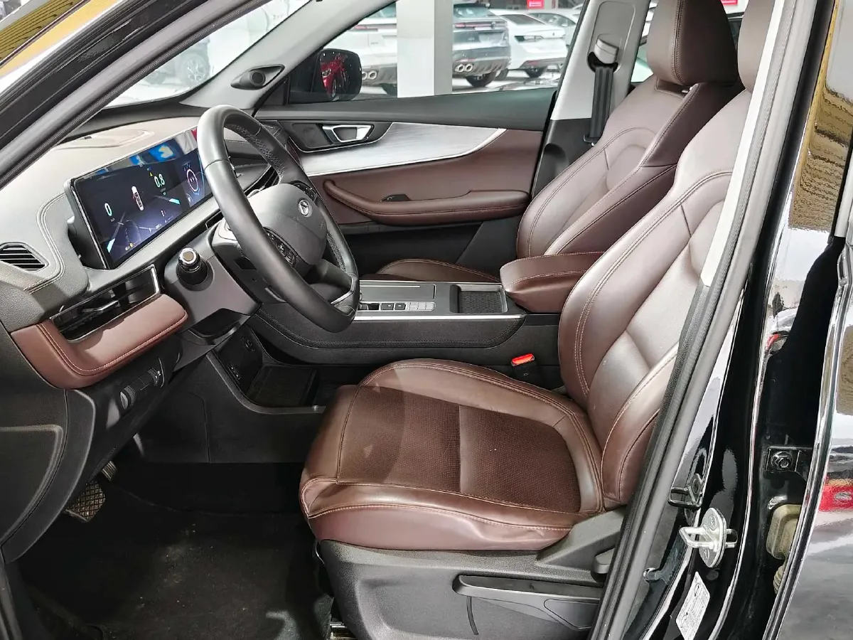 2024 Chery Tiggo 7 1.5T 156HP L4 CVT,autocango,china used car exporter,china ev exporter,chinese used car exporter,chinese used ev exporter