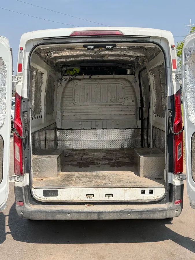 2020 KingLong KaiRuiHaoKe 2.2L 112HP L4 5MT,autocango,china used car exporter,china ev exporter,chinese used car exporter,chinese used ev exporter