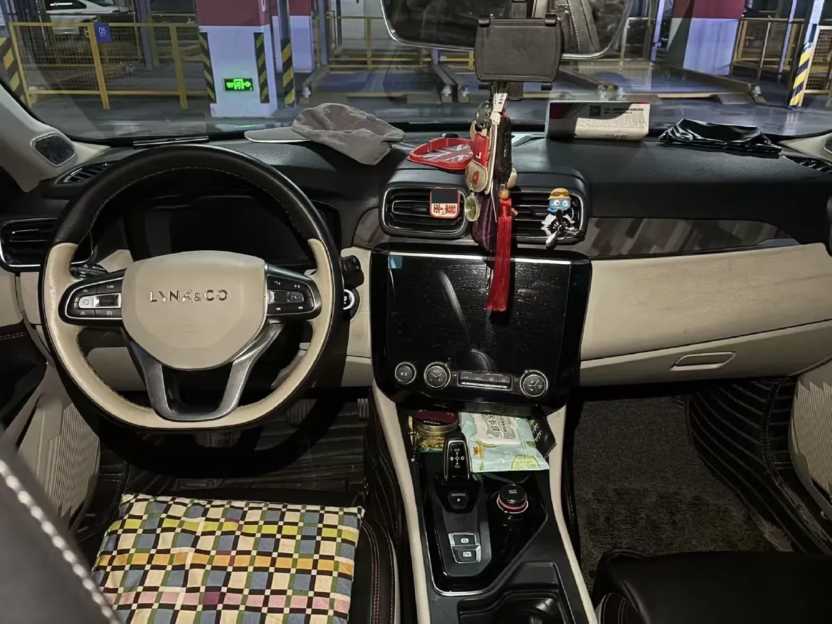 2019 LYNK&CO 02 New Energy 1.5T 180HP L3 7DCT PHEV 9.4KWH,autocango,china used car exporter,china ev exporter,chinese used car exporter,chinese used ev exporter