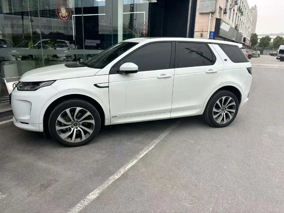 2020 Land Rover Discovery Sport 2.0T 249HP L4 9AT,autocango,china used car exporter,china ev exporter,chinese used car exporter,chinese used ev exporter