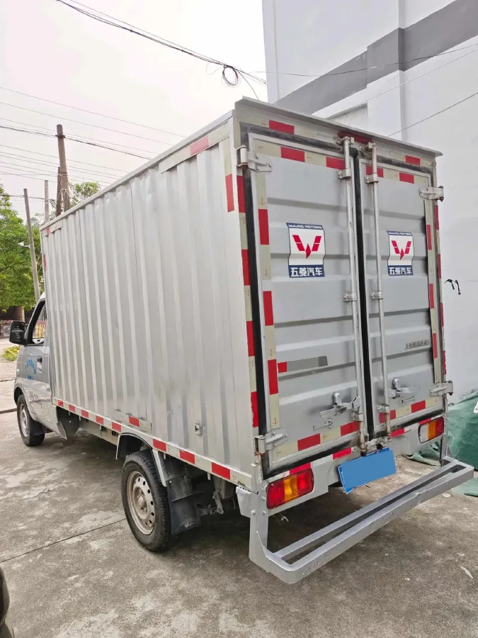 2023 WuLing RongGuang New Truck 2.0L 136HP L4 5MT,autocango,china used car exporter,china ev exporter,chinese used car exporter,chinese used ev exporter