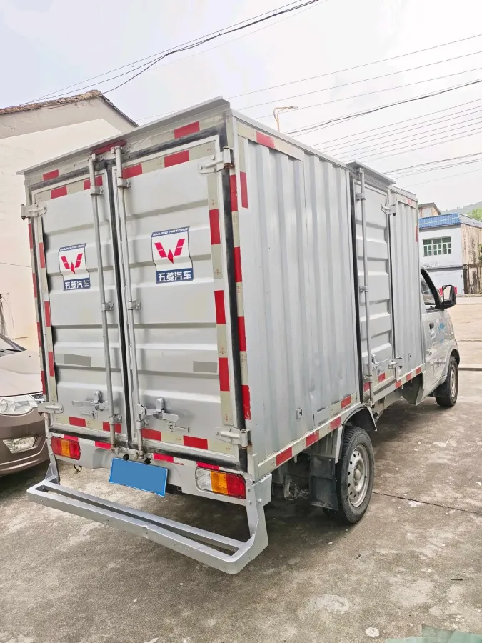 2023 WuLing RongGuang New Truck 2.0L 136HP L4 5MT,autocango,china used car exporter,china ev exporter,chinese used car exporter,chinese used ev exporter