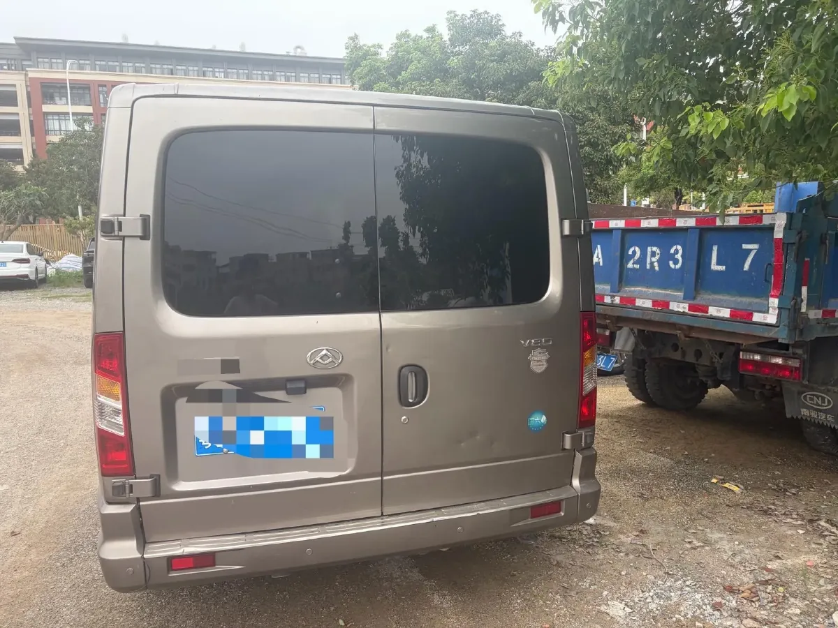 2023 DongFeng DFAC YuFeng 2.0T 136HP L4 6MT,autocango,china used car exporter,china ev exporter,chinese used car exporter,chinese used ev exporter