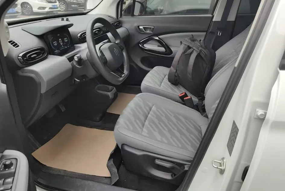 2025 Leapmotor T03 BEV 31.9KWH,autocango,china used car exporter,china ev exporter,chinese used car exporter,chinese used ev exporter