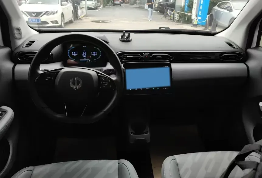 2025 Leapmotor T03 BEV 31.9KWH,autocango,china used car exporter,china ev exporter,chinese used car exporter,chinese used ev exporter