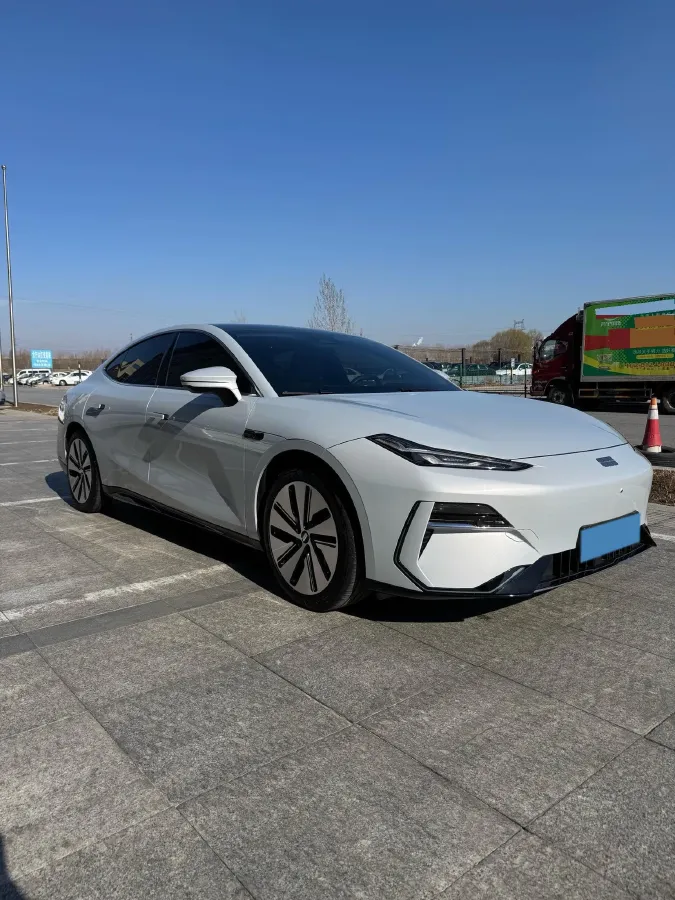 2024 Geely Galaxy E8 BEV 76KWH,autocango,china used car exporter,china ev exporter,chinese used car exporter,chinese used ev exporter