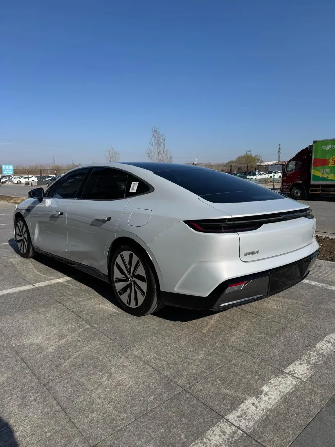 2024 Geely Galaxy E8 BEV 76KWH,autocango,china used car exporter,china ev exporter,chinese used car exporter,chinese used ev exporter