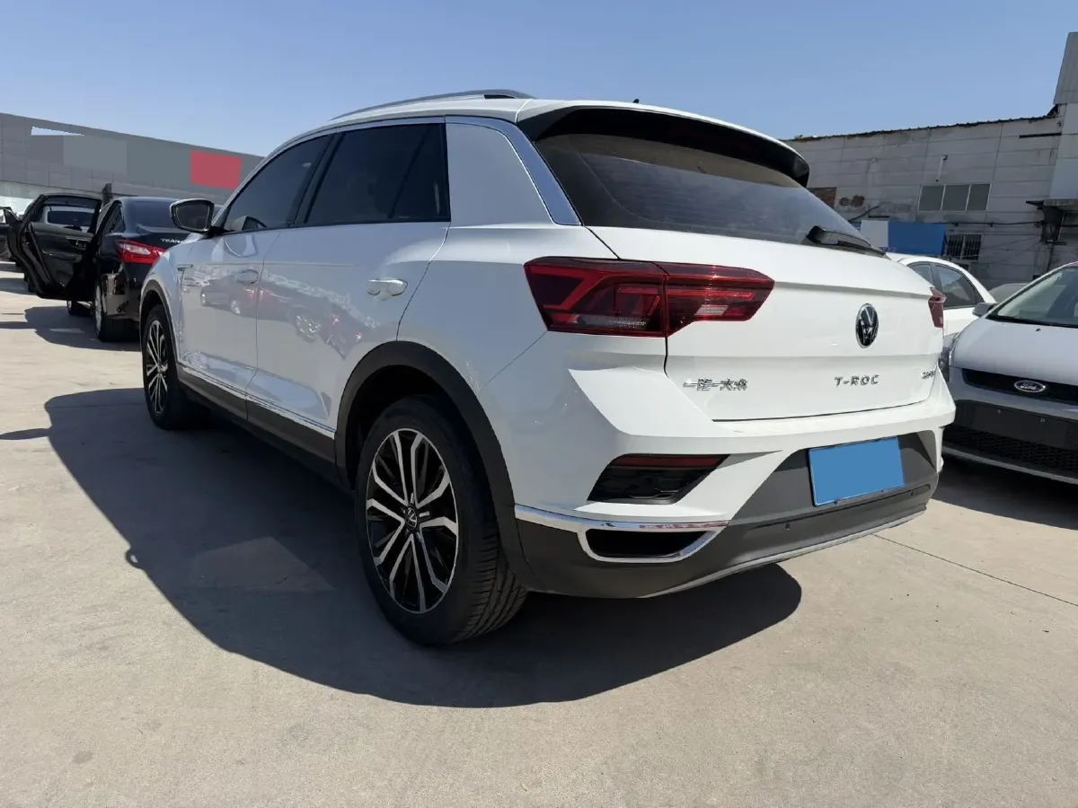2021 Volkswagen T-Roc 1.4T 150HP L4 7DCT,autocango,china used car exporter,china ev exporter,chinese used car exporter,chinese used ev exporter
