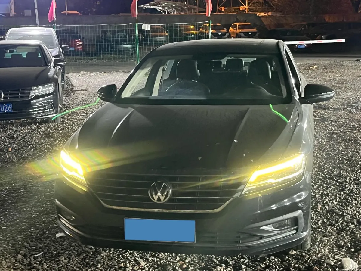 2018 Skoda Karoq 1.4T 150HP L4 7DCT,autocango,china used car exporter,china ev exporter,chinese used car exporter,chinese used ev exporter