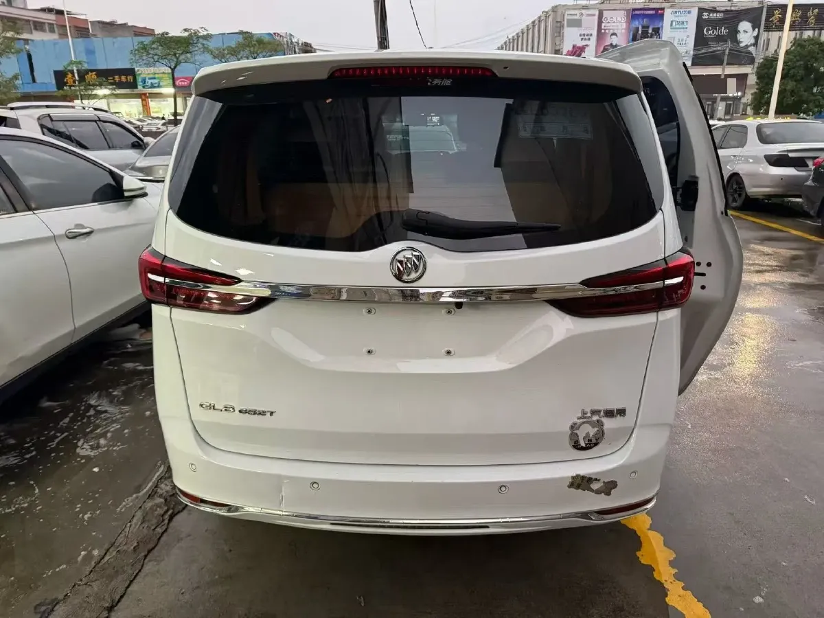 2021 Buick GL8 2.0T 237HP L4 9AT,autocango,china used car exporter,china ev exporter,chinese used car exporter,chinese used ev exporter