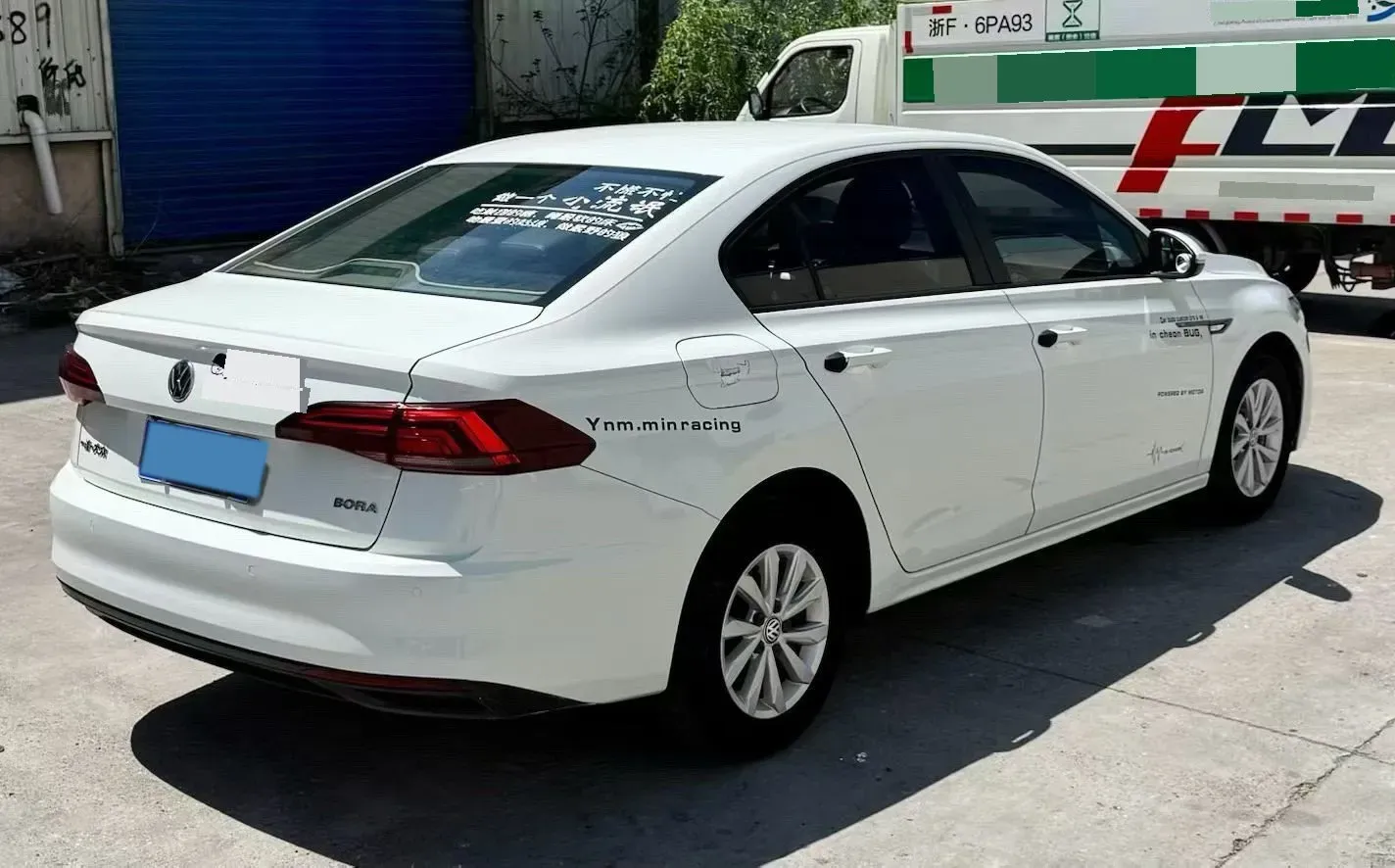 2019 MAXUS XinTu V80 2.5T 136HP L4 6MT,autocango,china used car exporter,china ev exporter,chinese used car exporter,chinese used ev exporter