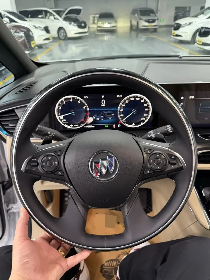 2022 Buick GL8 2.0T 237HP L4 9AT,autocango,china used car exporter,china ev exporter,chinese used car exporter,chinese used ev exporter