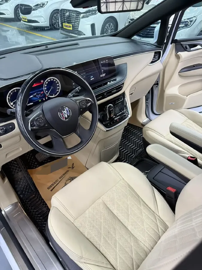 2022 Buick GL8 2.0T 237HP L4 9AT,autocango,china used car exporter,china ev exporter,chinese used car exporter,chinese used ev exporter