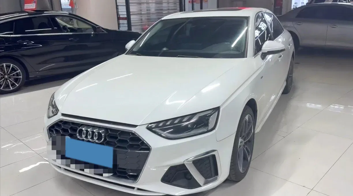 2020 Audi A4L 2.0T 190HP L4 7DCT,autocango,china used car exporter,china ev exporter,chinese used car exporter,chinese used ev exporter