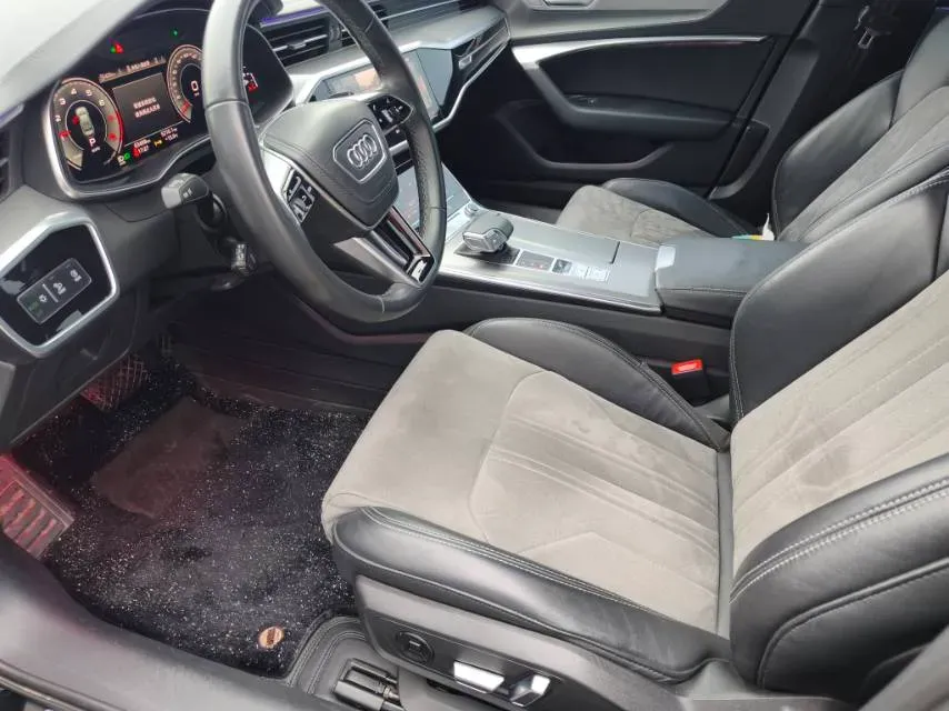 2025 Audi A6L 2.0T 245HP L4 7DCT,autocango,china used car exporter,china ev exporter,chinese used car exporter,chinese used ev exporter