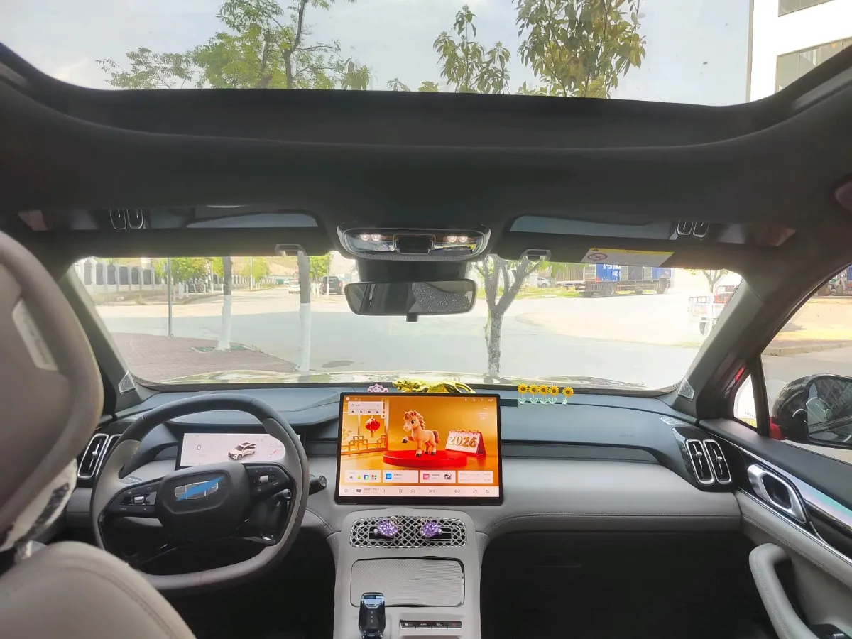 2025 Geely StarRay 1.5T 181HP L4 7DCT,autocango,china used car exporter,china ev exporter,chinese used car exporter,chinese used ev exporter