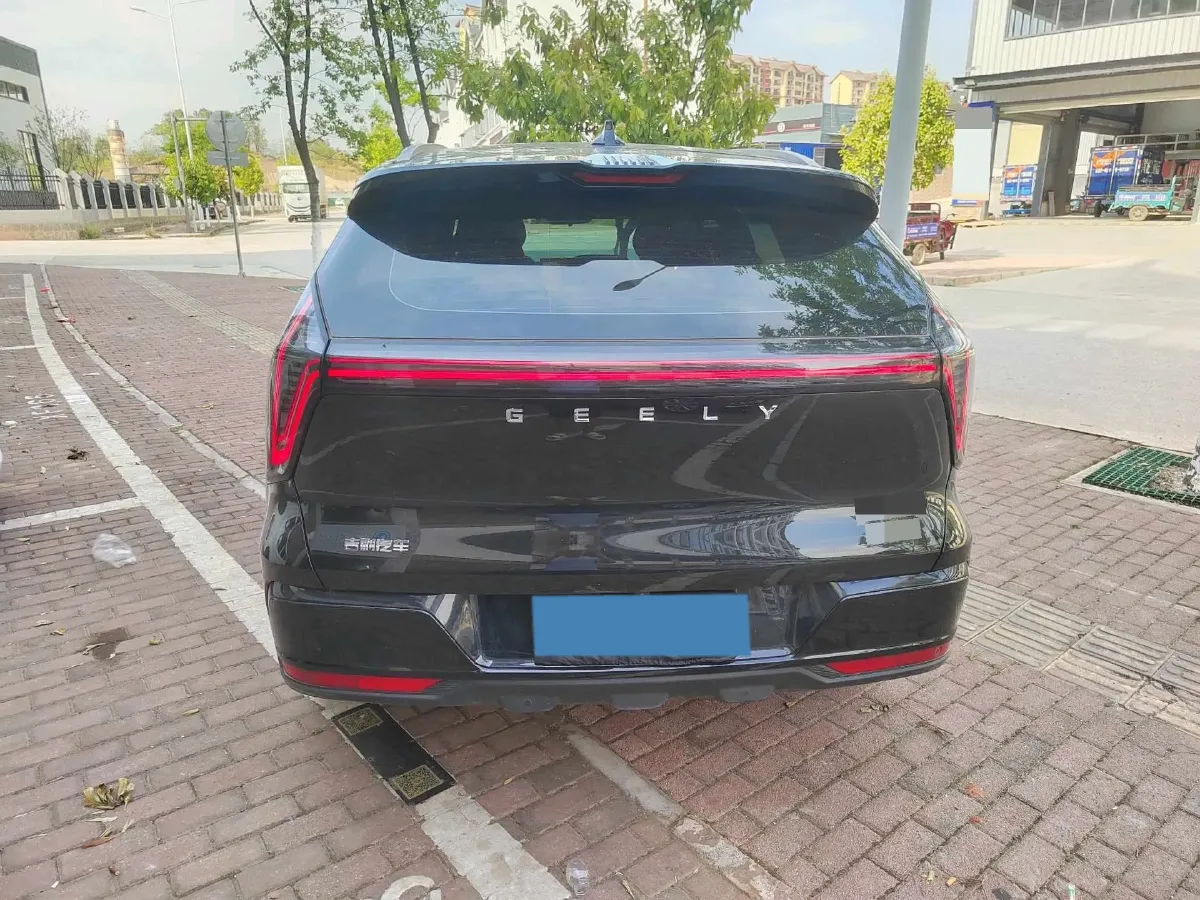 2025 Geely StarRay 1.5T 181HP L4 7DCT,autocango,china used car exporter,china ev exporter,chinese used car exporter,chinese used ev exporter